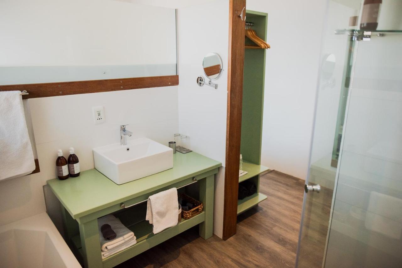 Whalesong Lodge Гансбаи Екстериор снимка