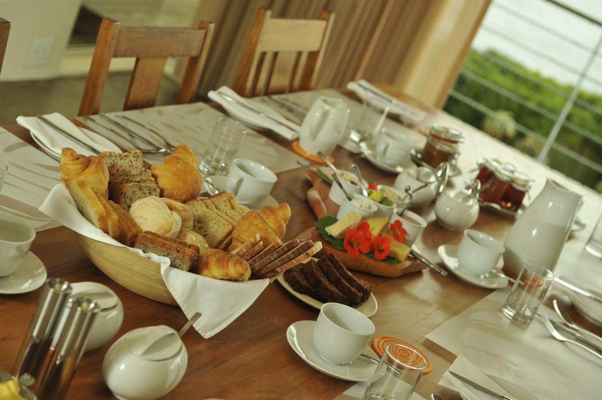 Whalesong Lodge Гансбаи Екстериор снимка
